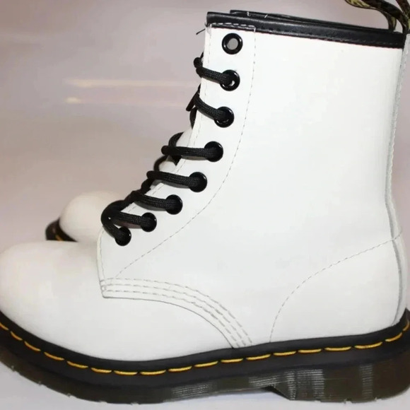 Dr. Martens White Smooth Leather 1460 Lace Up Ankle Boots  women’s Size 5/36 - Picture 3 of 13